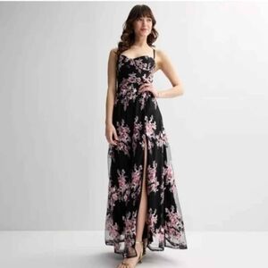 Chic Black and Pink Floral Maxi Dress
